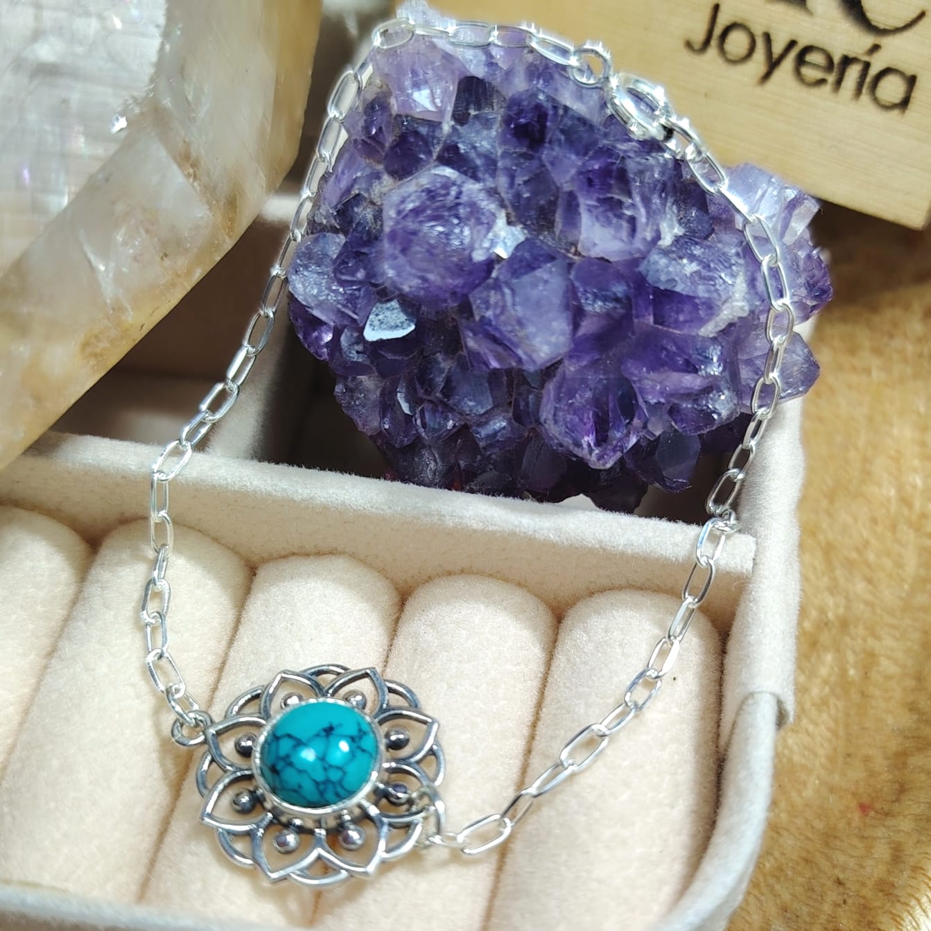 Pulsera flor piedra natural turquesa