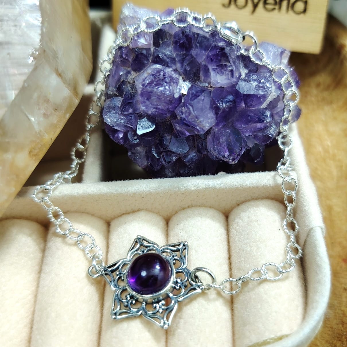 Pulsera flor piedra natural amatista