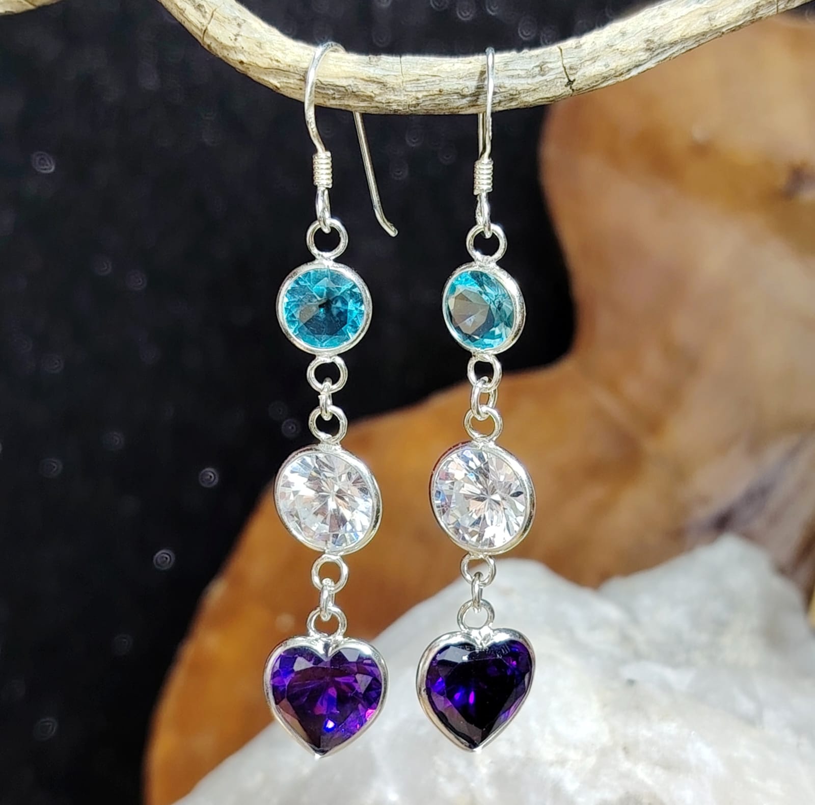 Aros triple cristal con terminación en corazón amatista