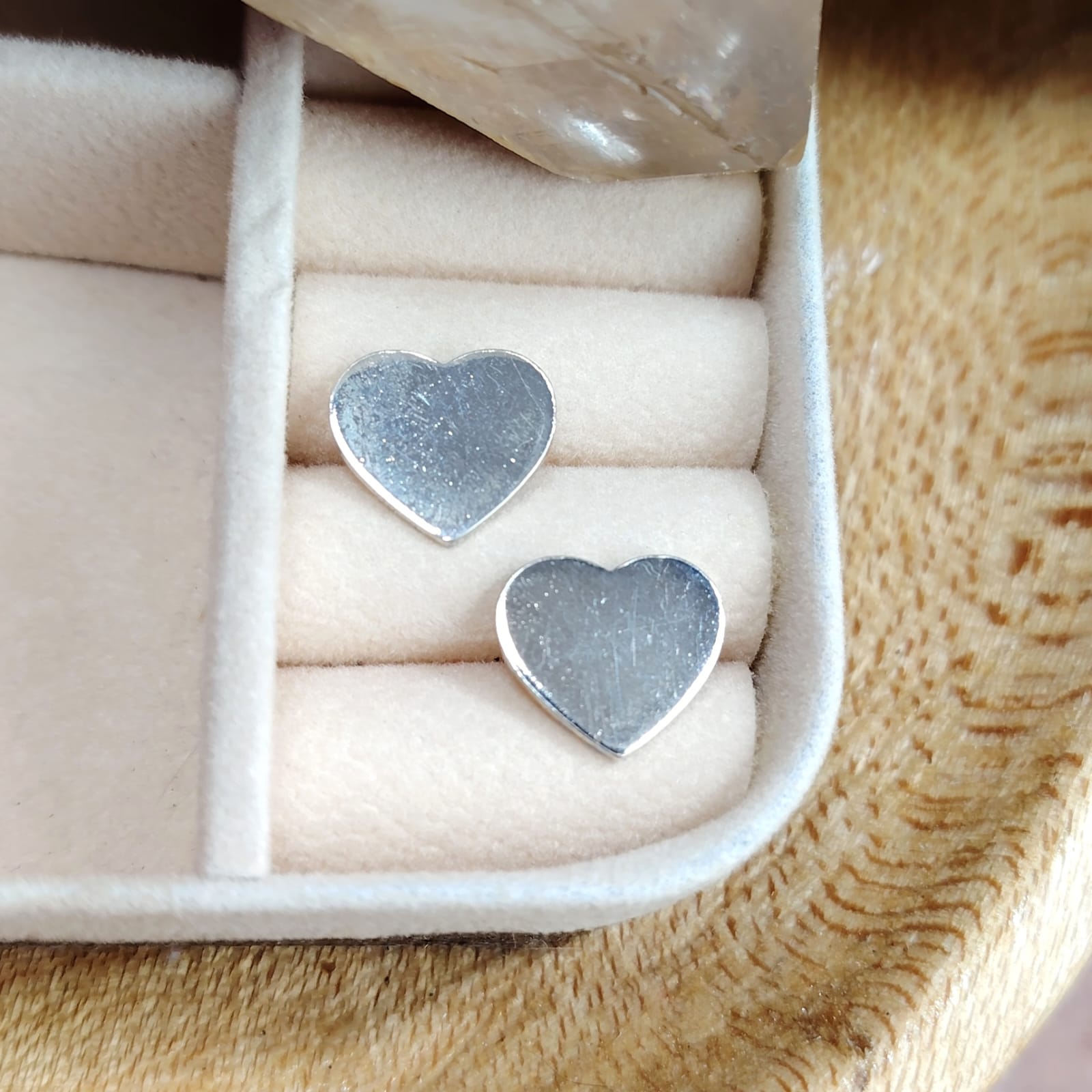 Aros pegados corazón plata lisa