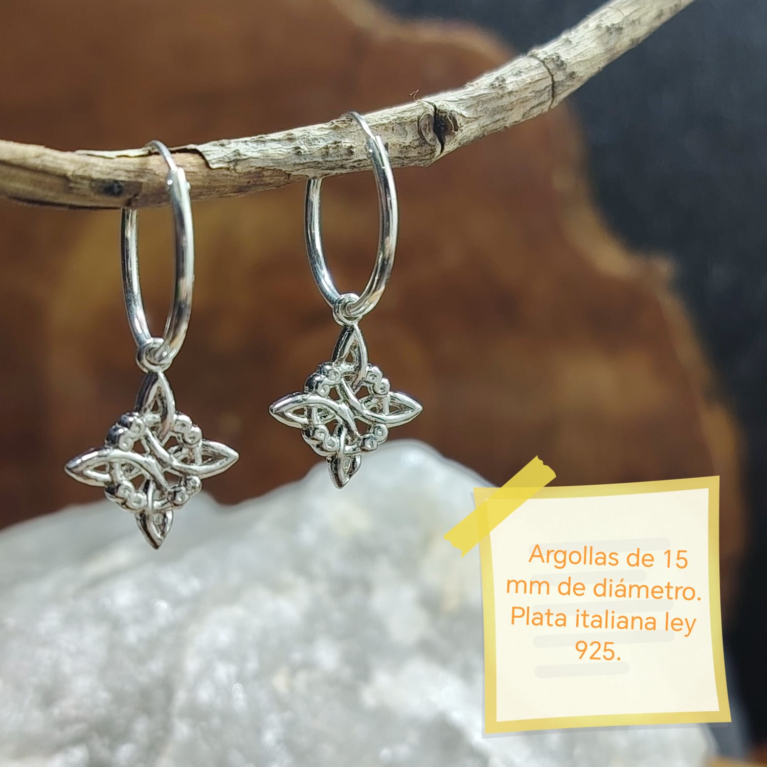 Argollas con chiches de nudo de bruja