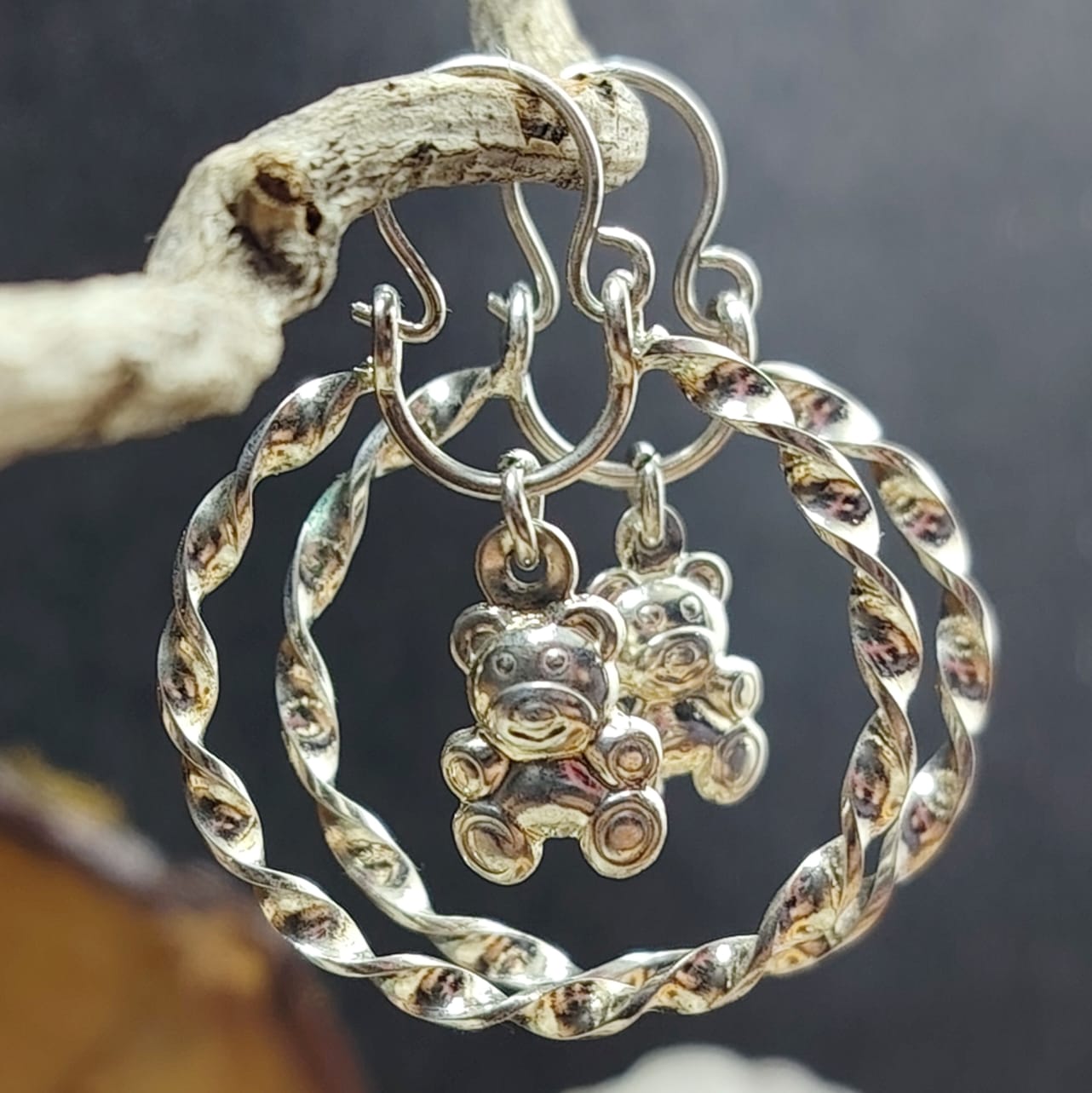 Argollas enroscadas con chiche de oso