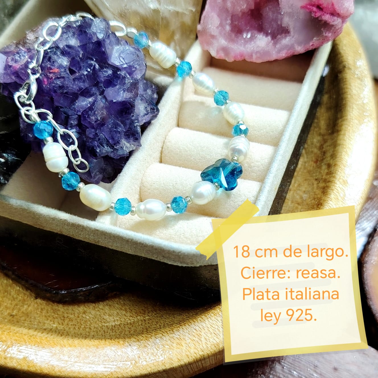 Pulsera mariposa cristal tornasol mas perlas naturales y cuencas de cristales