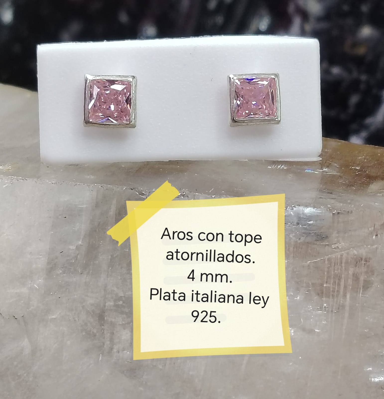 Aros niña cristal rosa diseño cuadrados - atornillados