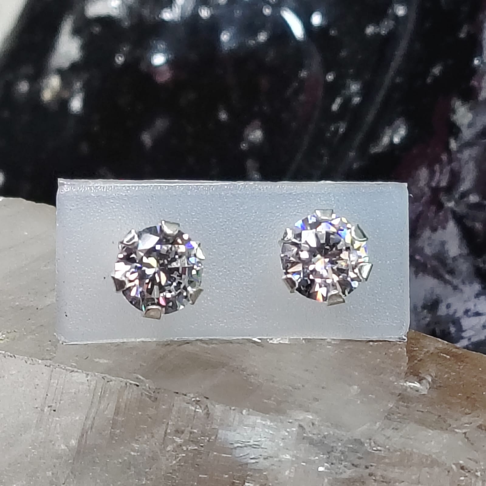Aros niña cristal translucidos 6 mm - atornillados