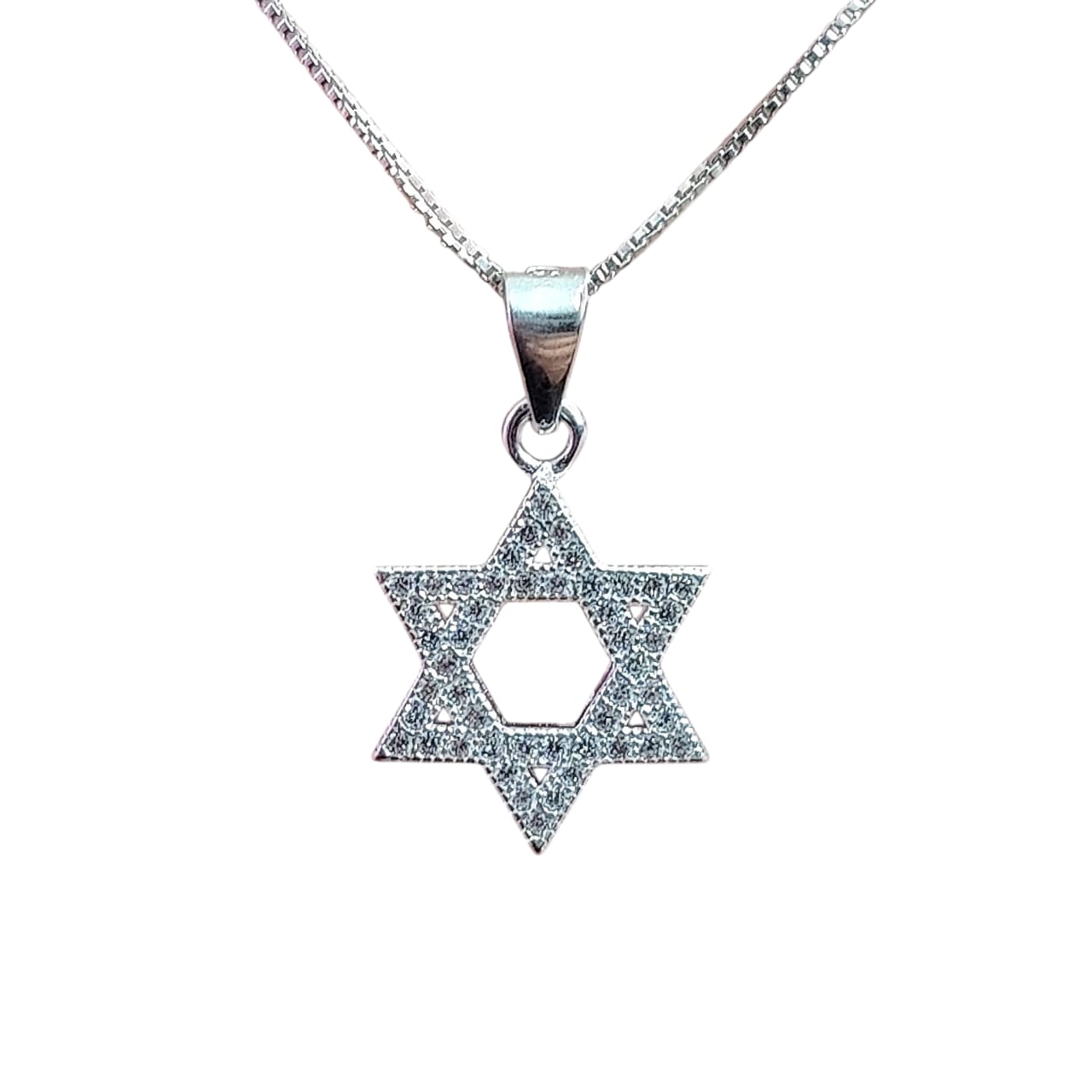 Collar estrella de David incrustado con micro circones