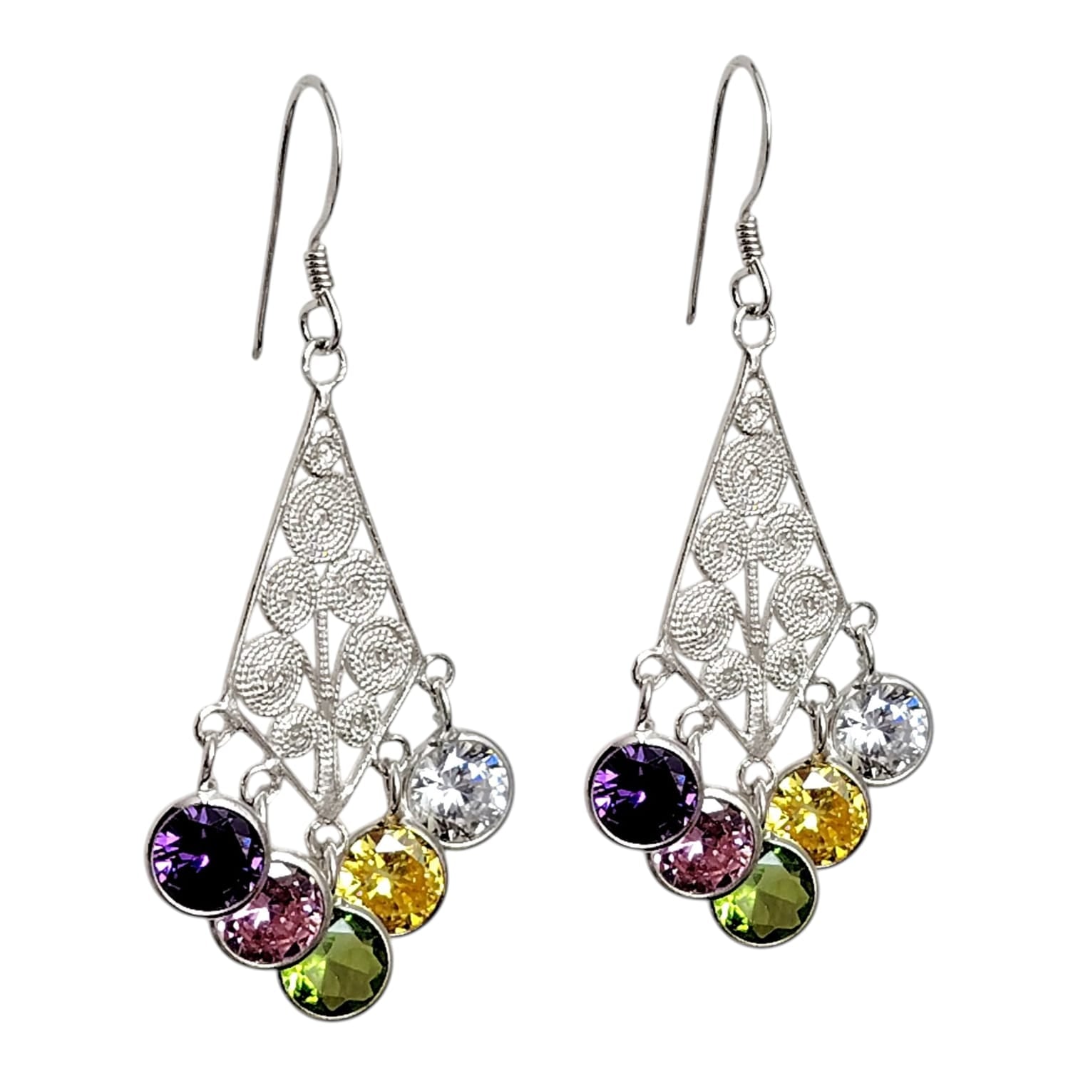 Aros largos con relieve y terminación en cristales de colores