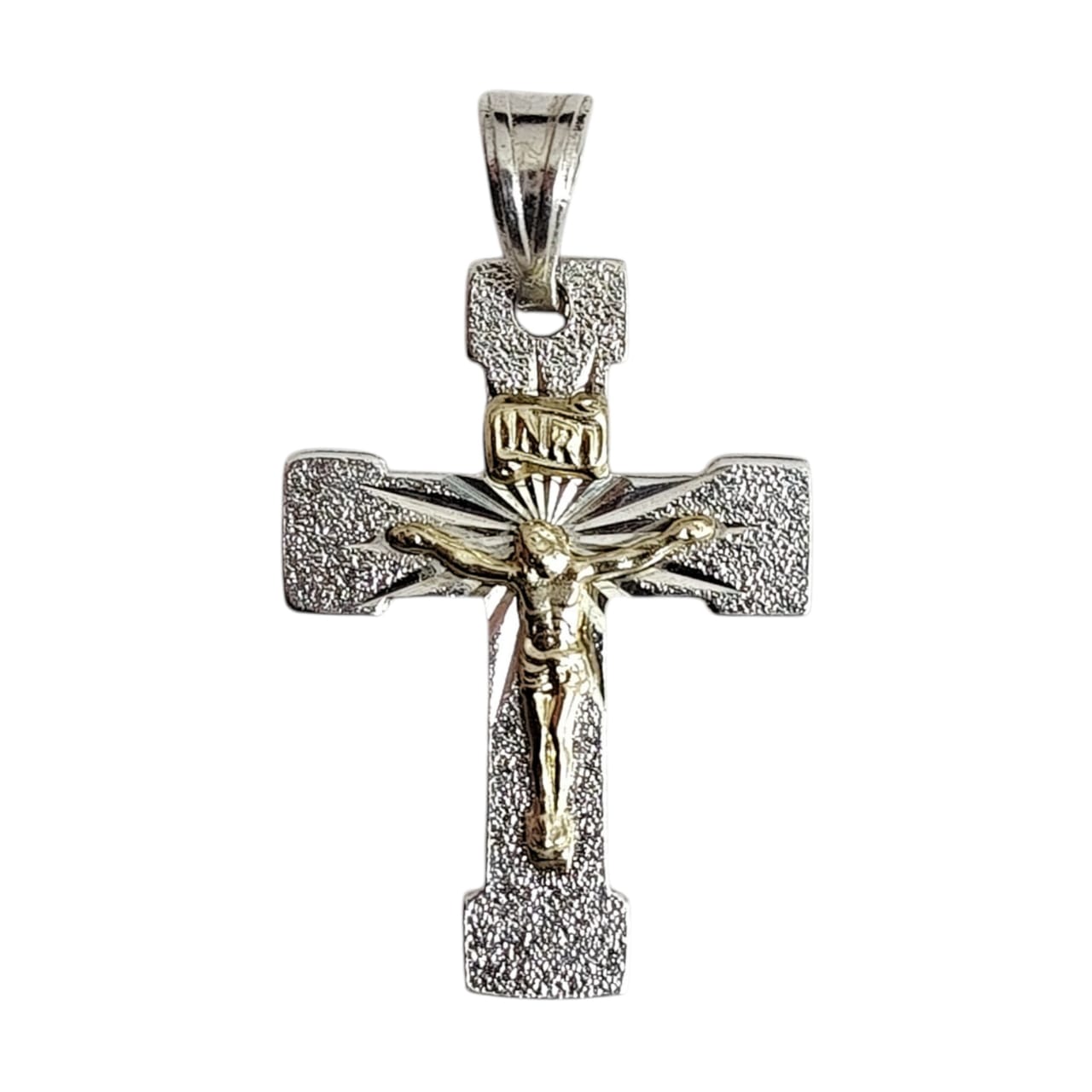 Dije crucifijo laminado con oro