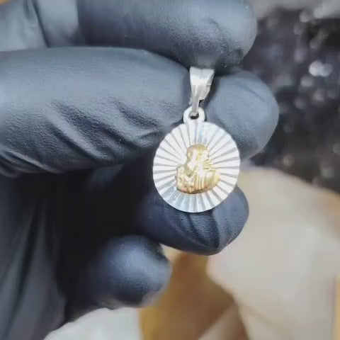 Dije san Benito bañado en oro
