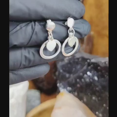 Aros pegados corazón mas circunferencia plata lisa