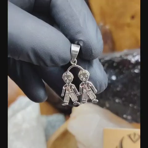 Dije pareja de niños