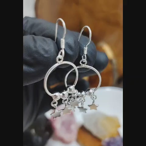 Aros largos circunferencia con chiches de estrellas