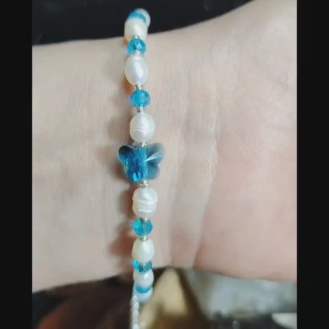 Pulsera mariposa cristal tornasol mas perlas naturales y cuencas de cristales