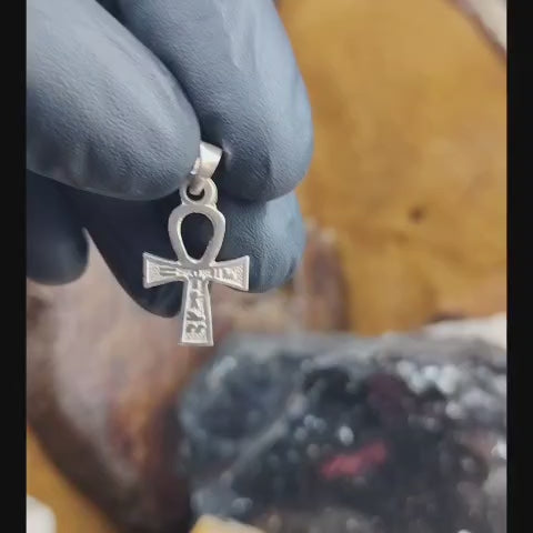 Dije cruz de Ankh (ra)