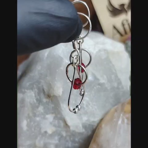 Aros largos cristales rojos