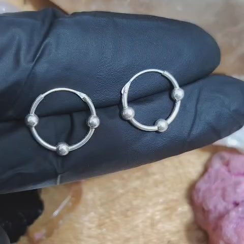Argollas con esferas de plata 13 mm