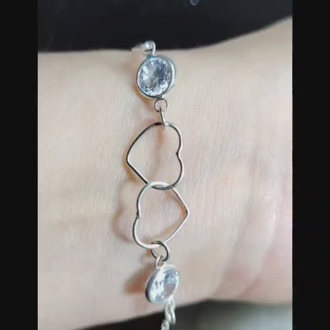 Pulseras de corazones entrelazados mas circones translucidos